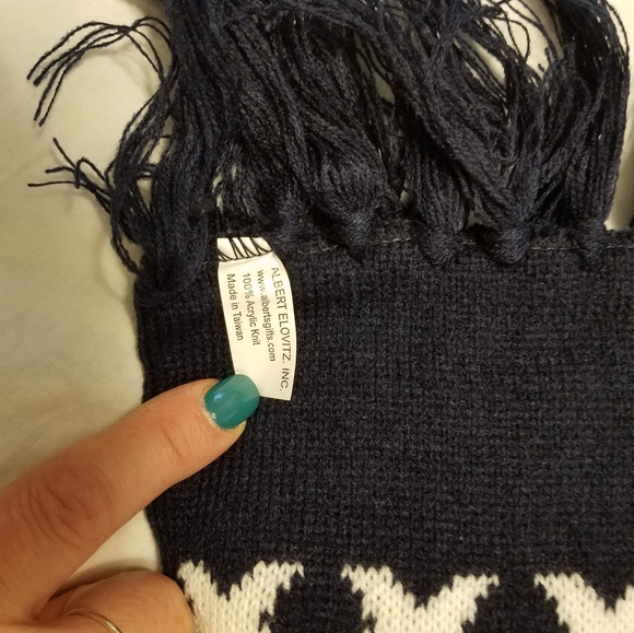 USA Flag Scarf NWOT - Picture 7 of 9